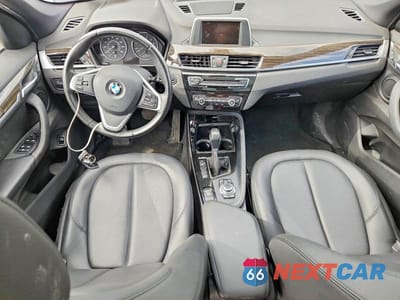 Zdjęcie 8 z 13 samochodu: 2016 BMW X1 XDRIVE28I VIN:WBXHT3C35GP881266 - miniatura