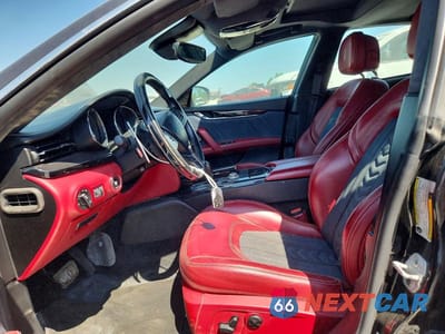 Zdjęcie 7 z 12 samochodu: 2018 MASERATI QUATTROPORTE S VIN:ZAM56YRL6J1260006 - miniatura