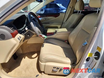 Zdjęcie 7 z 13 samochodu: 2011 LEXUS LS 460L VIN:JTHDL5EF4B5003457 - miniatura