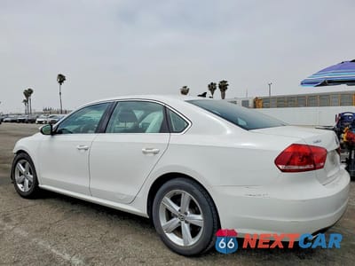 Drugie zdjęcie samochodu z przodu: 2012 VOLKSWAGEN PASSAT SE VIN:1VWBP7A36CC083620 - miniatura