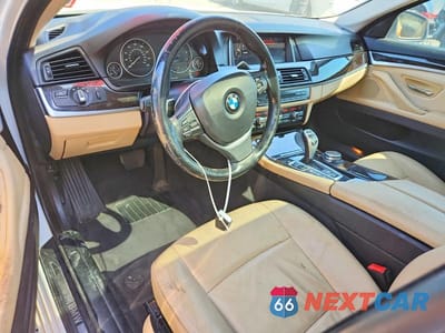 Zdjęcie 8 z 12 samochodu: 2016 BMW 528 XI VIN:WBA5A7C57GG145277 - miniatura