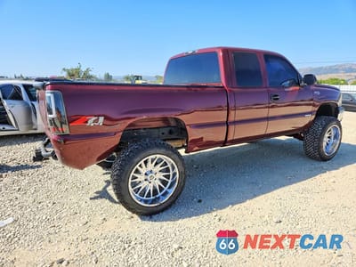 Trzecie zdjęcie samochodu z tyłu: 2003 CHEVROLET SILVERADO K1500 VIN:1GCEK19T23E180267 - miniatura