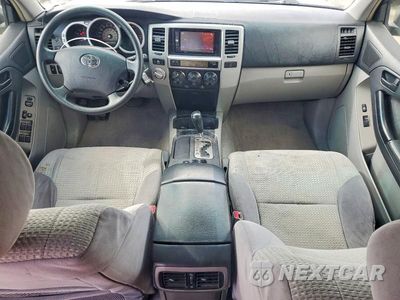 Zdjęcie 8 z 13 samochodu: 2005 TOYOTA 4RUNNER SR5 VIN:JTEBU14R750058671 - miniatura