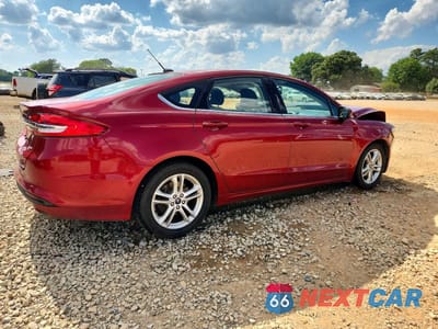 Trzecie zdjęcie samochodu z tyłu: 2018 FORD FUSION SE VIN:3FA6P0H75JR265074 - miniatura