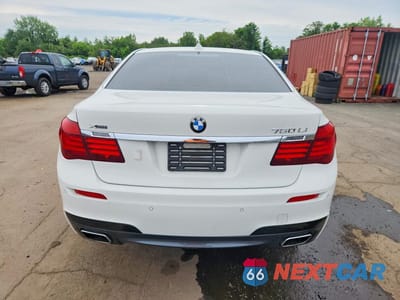 Zdjęcie 6 z 13 samochodu: 2014 BMW 750 LXI VIN:WBAYF8C56ED141806 - miniatura