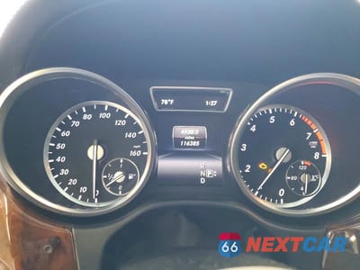 Zdjęcie 9 z 13 samochodu: 2014 MERCEDES-BENZ ML 550 4MATIC VIN:4JGDA7DB4EA335990 - miniatura