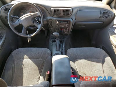 Zdjęcie 8 z 12 samochodu: 2004 CHEVROLET TRAILBLAZER LS VIN:1GNDT13S442281118 - miniatura