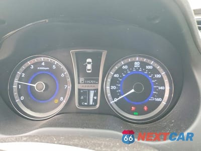 Zdjęcie 9 z 13 samochodu: 2014 HYUNDAI AZERA BASE VIN:KMHFG4JG9EA368330 - miniatura