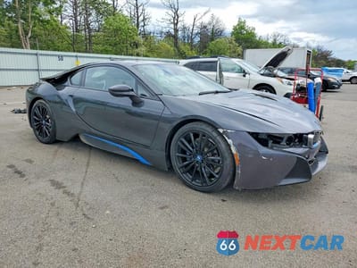 Czwarte zdjęcie samochodu z boku: 2020 BMW I8 VIN:WBY2Z4C00L7F60776 - miniatura