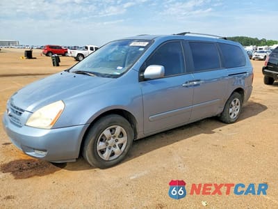 2010 KIA SEDONA LX KNDMG4C3XA6344945 - główne zdjęcie licytacji z USA - miniatura