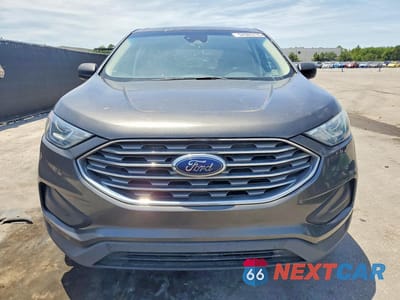 Piąte zdjęcie samochodu w środku: 2019 FORD EDGE 4D SE VIN:2FMPK3G9XKBB57014 - miniatura