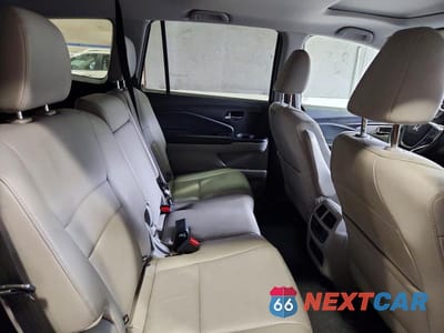 Zdjęcie 11 z 13 samochodu: 2016 HONDA PILOT EXL VIN:5FNYF6H56GB016073 - miniatura