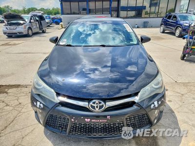 Piąte zdjęcie samochodu w środku: 2015 TOYOTA CAMRY SE VIN:4T1BF1FK9FU916372 - miniatura