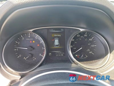 Zdjęcie 9 z 12 samochodu: 2015 NISS ROGUE SV VIN:KNMAT2MTXFP534439 - miniatura