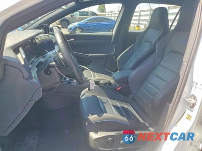Zdjęcie 7 z 13 samochodu: 2024 VOLKSWAGEN GOLF R VIN:WVWEB7CD4RW128405 - miniatura
