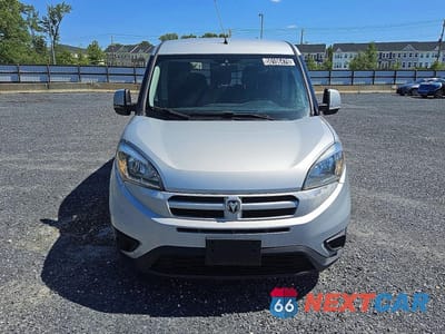 Piąte zdjęcie samochodu w środku: 2018 RAM PROMASTER CITY SLT VIN:ZFBERFBBXJ6K51669 - miniatura