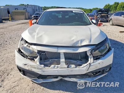 Piąte zdjęcie samochodu w środku: 2019 HONDA CIVIC SPORT VIN:19XFC2F88KE026673 - miniatura