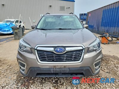 Piąte zdjęcie samochodu w środku: 2019 SUBARU FORESTER LIMITED VIN:JF2SKAUC0KH570082 - miniatura
