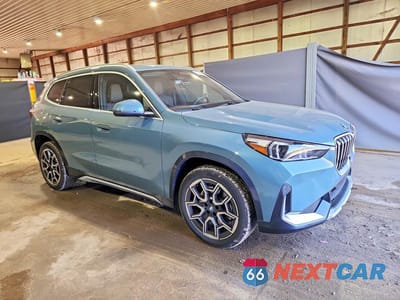 Czwarte zdjęcie samochodu z boku: 2025 BMW X1 XDRIVE28I VIN:WBX73EF07S5367657 - miniatura