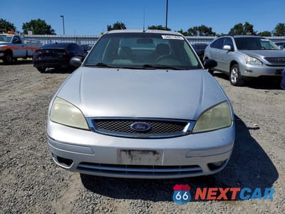 Piąte zdjęcie samochodu w środku: 2007 FORD FOCUS ZX4 VIN:1FAHP34N07W230186 - miniatura