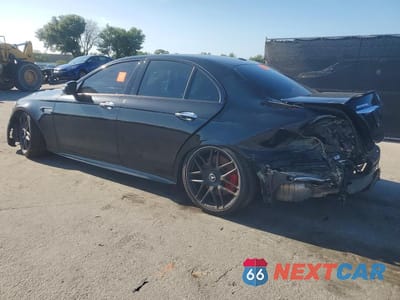 Drugie zdjęcie samochodu z przodu: 2018 MERCEDES-BENZ E 63 AMG-S VIN:WDDZF8KBXJA270759 - miniatura