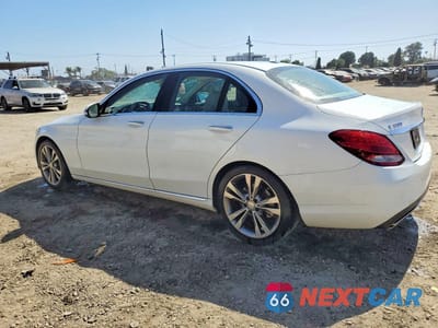 Drugie zdjęcie samochodu z przodu: 2016 MERCEDES-BENZ C 300 VIN:55SWF4JB2GU130808 - miniatura