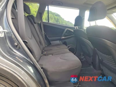 Zdjęcie 11 z 13 samochodu: 2007 TOYOTA RAV4 SPORT VIN:JTMBK32V276025275 - miniatura