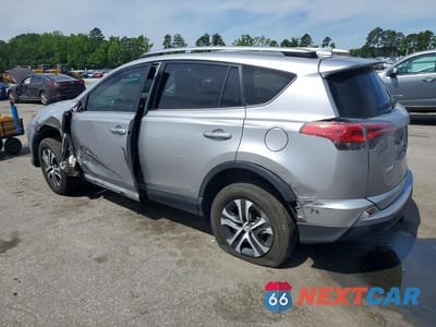Drugie zdjęcie samochodu z przodu: 2018 TOYOTA RAV4 LE VIN:JTMZFREV7JD127319 - miniatura