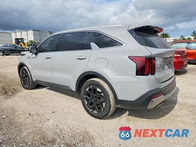 Drugie zdjęcie samochodu z przodu: 2025 KIA SORENTO S VIN:5XYRL4JC9SG348858 - miniatura