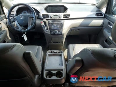 Zdjęcie 8 z 13 samochodu: 2017 HONDA ODYSSEY EXL VIN:5FNRL5H62HB010787 - miniatura