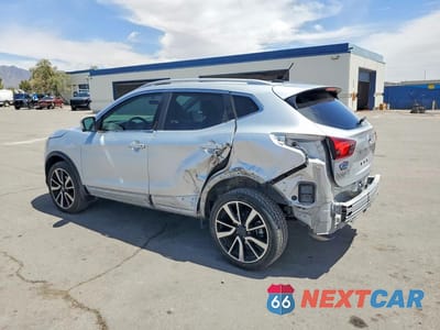 Drugie zdjęcie samochodu z przodu: 2017 NISSAN ROGUE SPORT SL VIN:JN1BJ1CP3HW030500 - miniatura