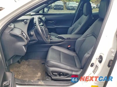 Zdjęcie 7 z 14 samochodu: 2022 LEXUS UX 250H BASE VIN:JTHP9JBHXN2056048 - miniatura