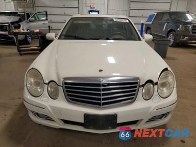 Piąte zdjęcie samochodu w środku: 2007 MERCEDES-BENZ E 350 4MATIC VIN:WDBUF87X37X215146 - miniatura
