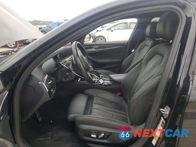 Zdjęcie 7 z 13 samochodu: 2021 BMW 530 I VIN:WBA53BH02MCF05443 - miniatura
