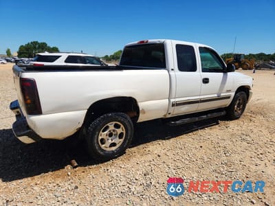 Trzecie zdjęcie samochodu z tyłu: 2000 CHEVROLET SILVERADO K1500 VIN:1GCEK19T6YE249789 - miniatura