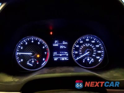 Zdjęcie 9 z 13 samochodu: 2019 HYUNDAI ELANTRA SE VIN:5NPD74LF4KH415901 - miniatura