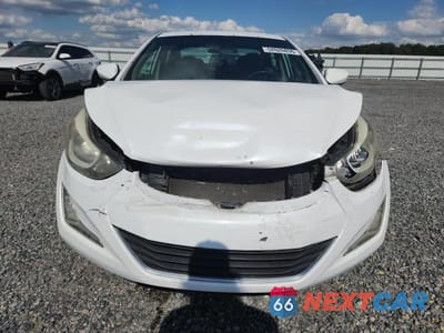 Piąte zdjęcie samochodu w środku: 2014 HYUNDAI ELANTRA SE VIN:5NPDH4AE0EH493121 - miniatura