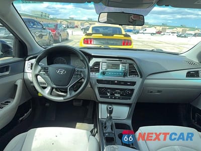 Zdjęcie 9 z 10 samochodu: 2017 HYUNDAI SONATA SE VIN:5NPE24AFXHH573044 - miniatura