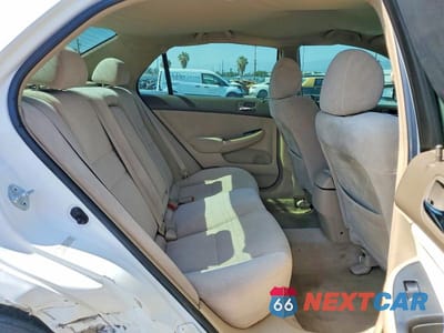 Zdjęcie 10 z 12 samochodu: 2005 HONDA ACCORD LX VIN:JHMCM56465C004888 - miniatura