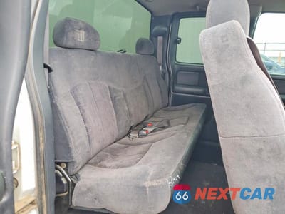 Zdjęcie 10 z 12 samochodu: 2002 CHEVROLET SILVERADO K1500 VIN:1GCEK19T32Z104788 - miniatura