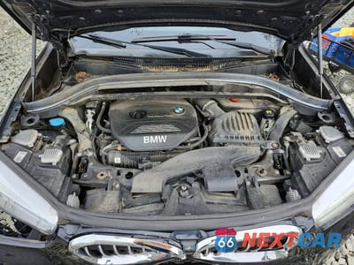 Zdjęcie 12 z 13 samochodu: 2017 BMW X1 XDRIVE28I VIN:WBXHT3C38H5F72150 - miniatura