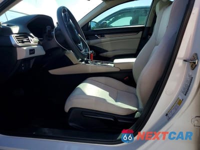 Zdjęcie 7 z 12 samochodu: 2019 HONDA ACCORD LX VIN:1HGCV1F19KA143032 - miniatura