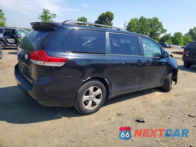 Trzecie zdjęcie samochodu z tyłu: 2011 TOYOTA SIENNA LE VIN:5TDKK3DC7BS150387 - miniatura