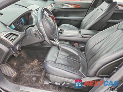 Zdjęcie 7 z 12 samochodu: 2017 LINCOLN MKZ HYBRID RESERVE VIN:3LN6L5MUXHR653339 - miniatura