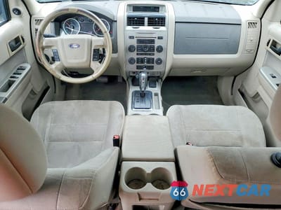 Zdjęcie 8 z 13 samochodu: 2010 FORD ESCAPE HYBRID VIN:1FMCU4K37AKC29552 - miniatura
