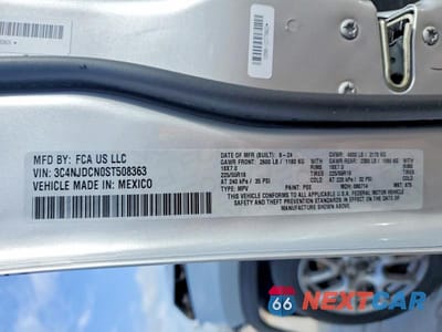 Zdjęcie 13 z 13 samochodu: 2025 JEEP COMPASS LIMITED VIN:3C4NJDCN0ST508363 - miniatura