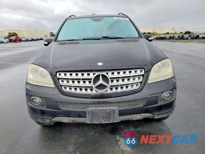 Piąte zdjęcie samochodu w środku: 2008 MERCEDES-BENZ ML 350 VIN:4JGBB86E18A309045 - miniatura