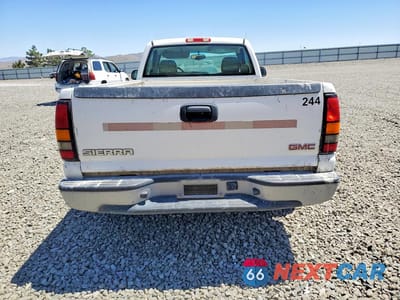 Zdjęcie 6 z 12 samochodu: 2005 GMC NEW SIERRA C1500 VIN:1GTEC14V75Z258768 - miniatura