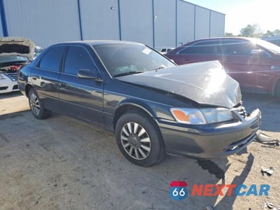 Czwarte zdjęcie samochodu z boku: 2000 TOYOTA CAMRY LE VIN:4T1BG22K47U976751 - miniatura