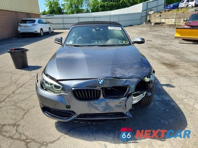 Piąte zdjęcie samochodu w środku: 2020 BMW 230XI VIN:WBA2K1C0XL7E18940 - miniatura